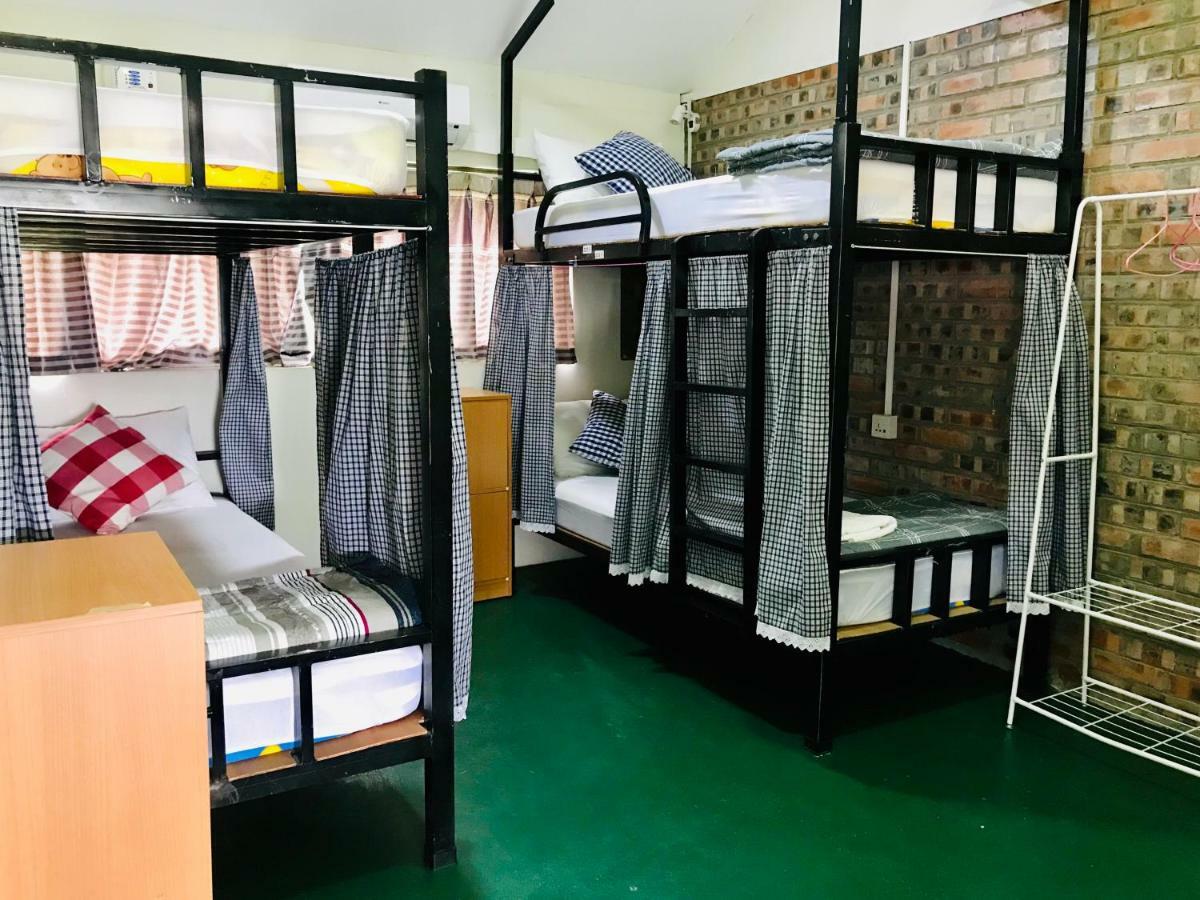 Celia Hostel Мандалай Экстерьер фото